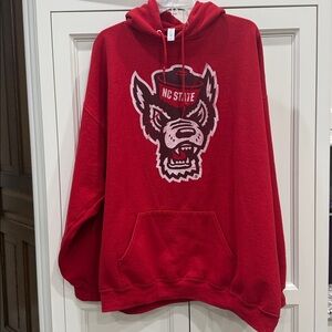 North Carolina State Wolfpack Hoodie - Men's Size 3XL. Red